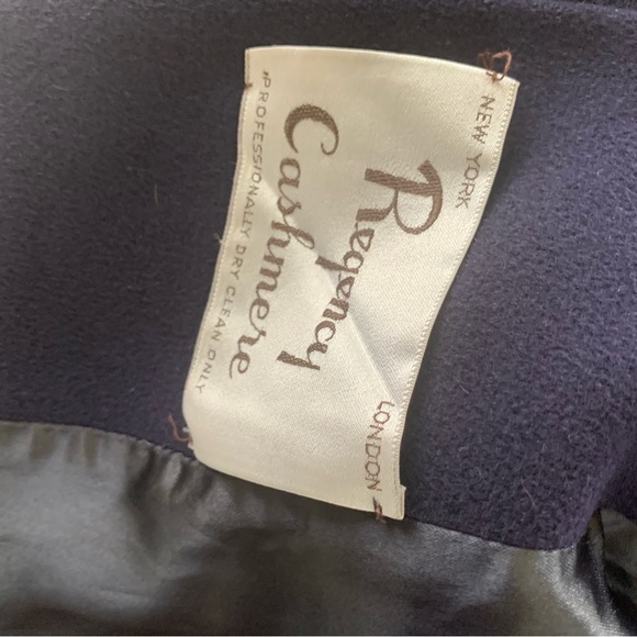 Navy Blue Cashmere Coat - Picture 3 of 3